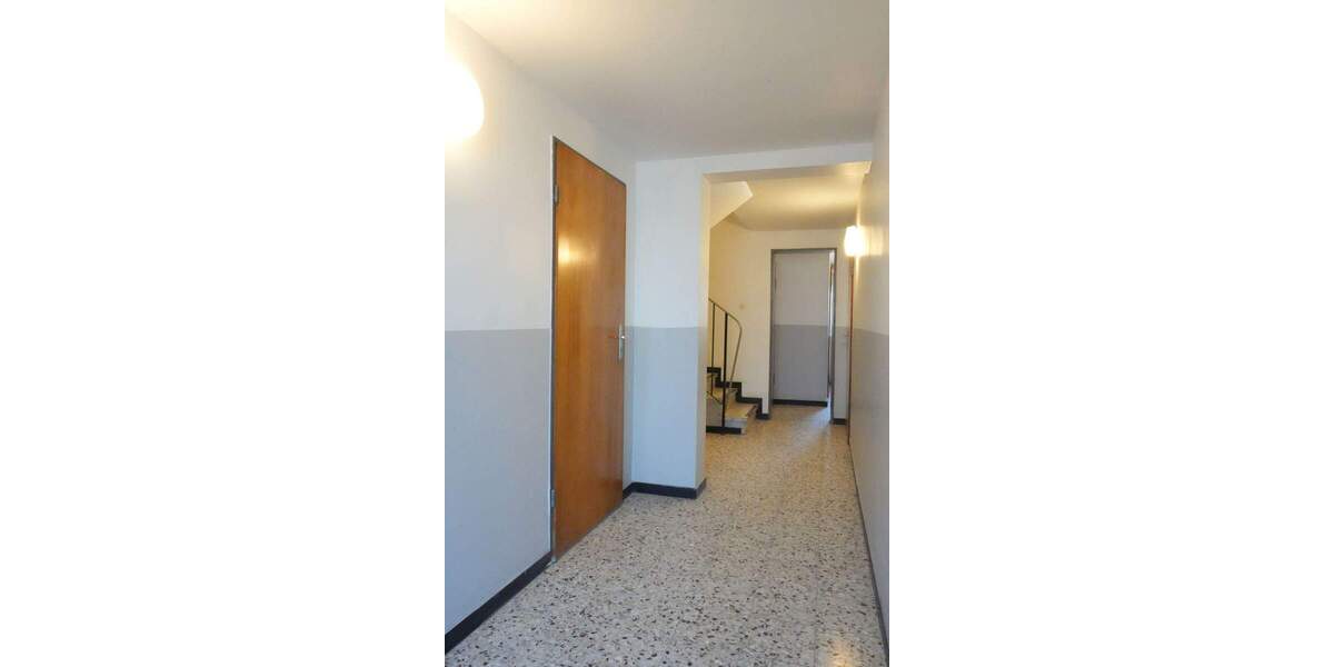 Etagenwohnung Bremen Woltmershausen - 2 Zimmer, 67 m&sup2;, 790&euro; | Angebot:25401963