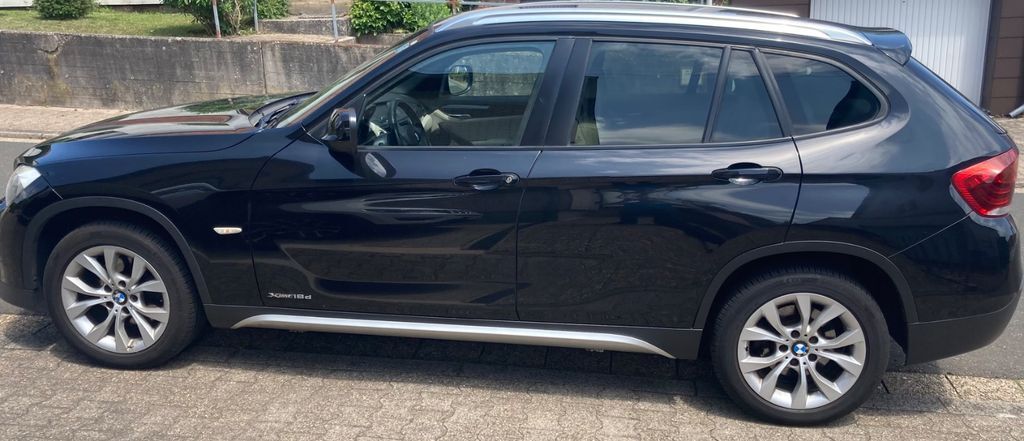 BMW X1 203.000 km 7.700 € Ottweiler 66564