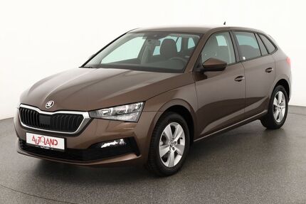 Skoda Scala 53.323 km 17.950 € Berlin 12683