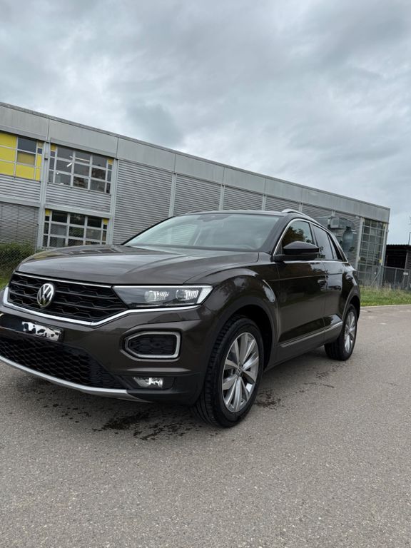 VW T-Roc 81.000 km 21.500 € Emersacker 86494