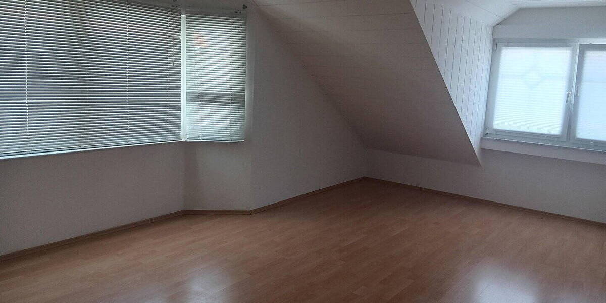 Etagenwohnung Rödermark Waldacker - 3 Zimmer, 89 m&sup2;, 1.070&euro; | Angebot:26879430
