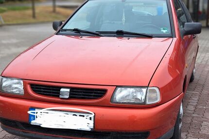 Seat Ibiza 161.000 km 800 &euro; Harzgerode 06494
