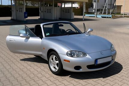 Mazda MX-5 62.800 km 9.000 € Göppingen 73035