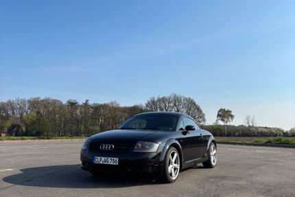 Audi TT 245.500 km 4.100 &euro; Cloppenburg 49661