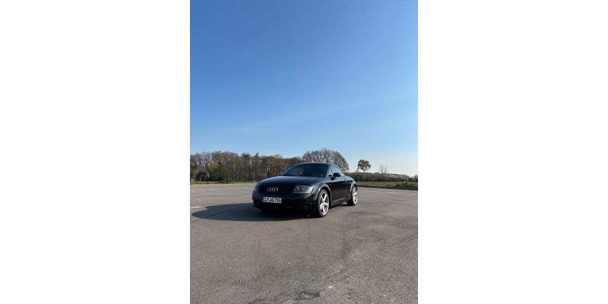Audi TT 245.500 km 4.100 &euro; Cloppenburg 49661
