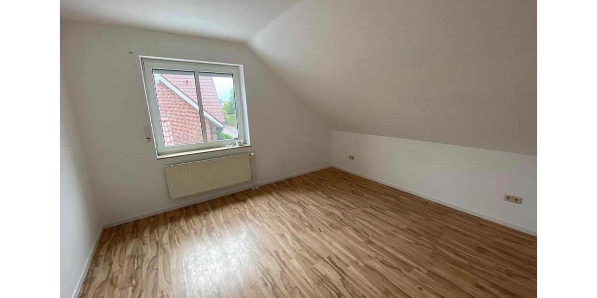 Doppelhaushälfte Spelle - 5 Zimmer, 115 m&sup2;, 1.300&euro; | Angebot:25892925