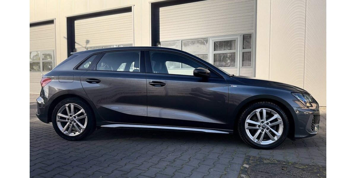 Audi A3 35 TDI S- line Keyless DAB+ Virtual 96.000 km 23.590 &euro; Mönchengladbach 41066
