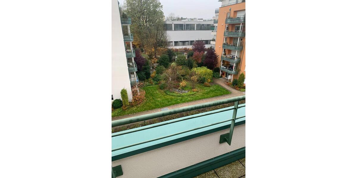 ETW in Rgb zu vermieten. 1-2 Pers, Penthouse, 2 Balkone 2 zimmer