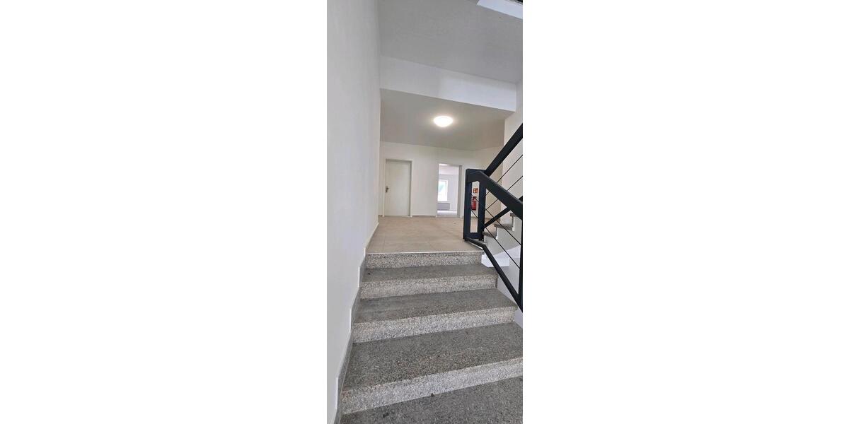 Etagenwohnung Landshut Landshut-West - 3 Zimmer, 75 m&sup2;, 1.150&euro; | Angebot:26674765