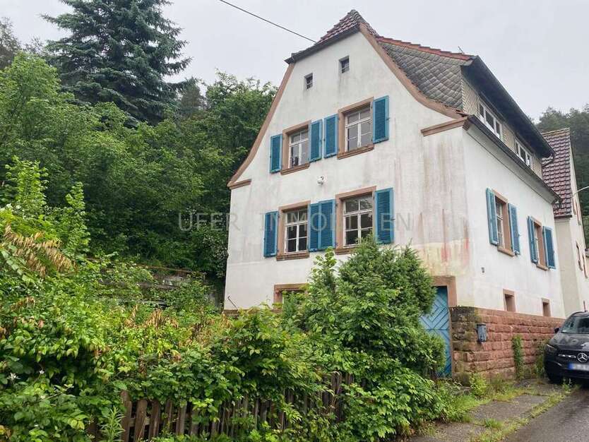 Haus zum Kaufen in Erlenbach bei Dahn 120.000 € 125 m²