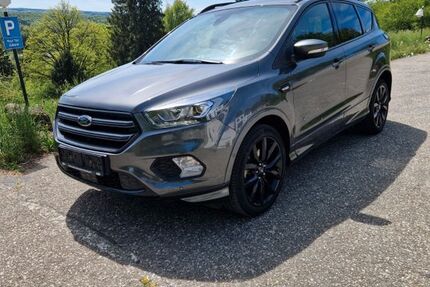 Ford Kuga 74.000 km 15.450 &euro; Böblingen 71032