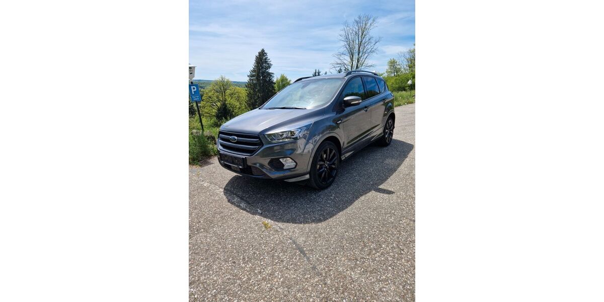 Ford Kuga 74.000 km 15.850 &euro; Böblingen 71032