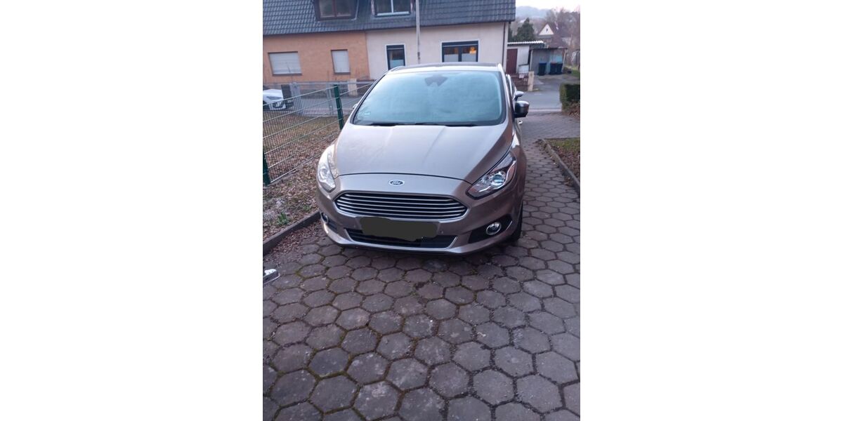 Ford S-Max 237.169 km 7.500 &euro; Hameln 31787