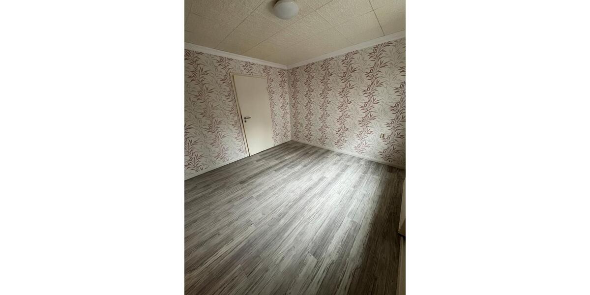 Einfamilienhaus Zella-Mehlis Mehlis - 4 Zimmer, 118 m&sup2;, 790&euro; | Angebot:26020011