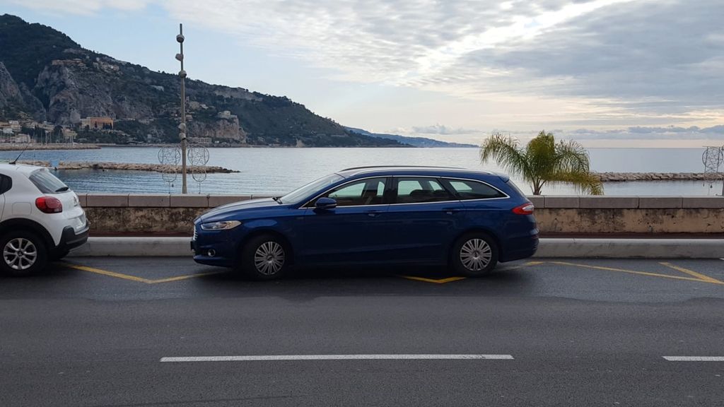 Ford Mondeo 238.000 km 8.700 &euro; Plüderhausen 73655