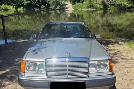 Mercedes-Benz E 230 330.000 km 5.900 € Waldbrunn 69429