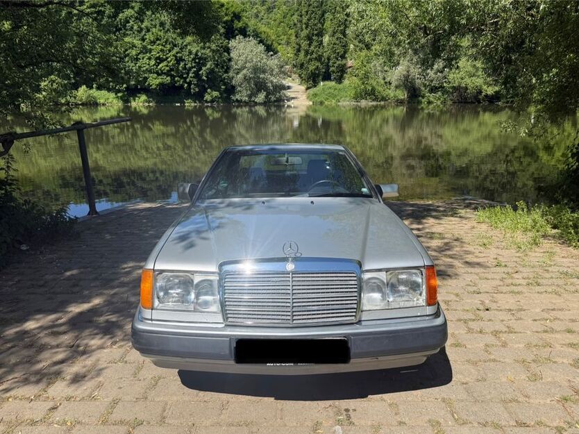 Mercedes-Benz E 230 330.000 km 5.900 € Waldbrunn 69429