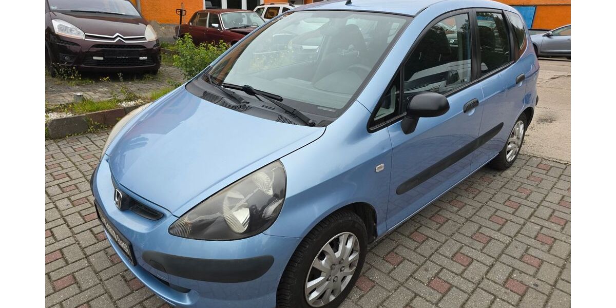 Honda Jazz 105.000 km 1.990 &euro; Chemnitz 09114