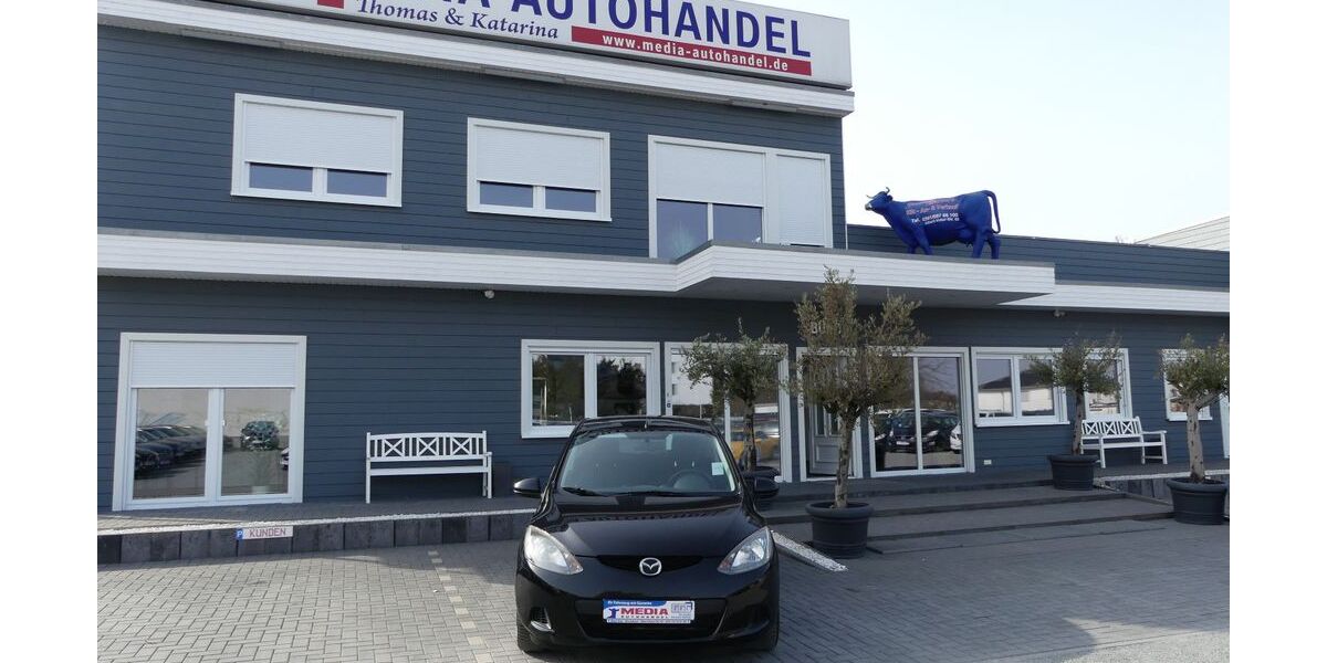 Mazda 2 152.000 km 3.900 &euro; Magdeburg 39108