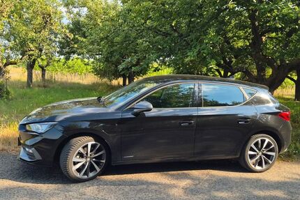 Seat Leon 58.240 km 22.400 &euro; Thüngersheim 97291