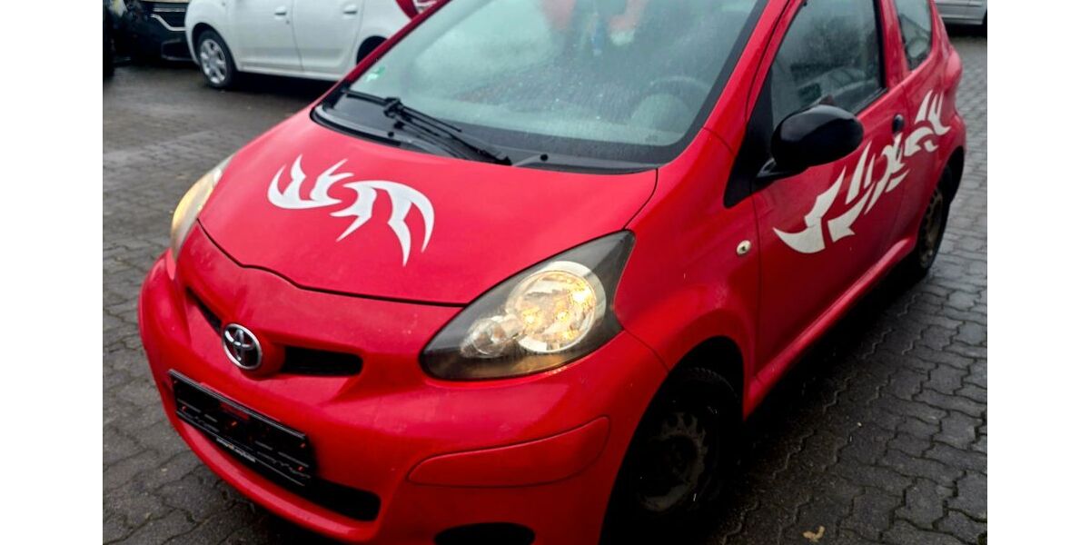 Toyota Aygo (X) 160.546 km 599 &euro; KASSEL 34125