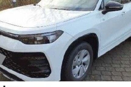 VW Tayron 7.285 km 53.330 &euro; Freiburg 79115