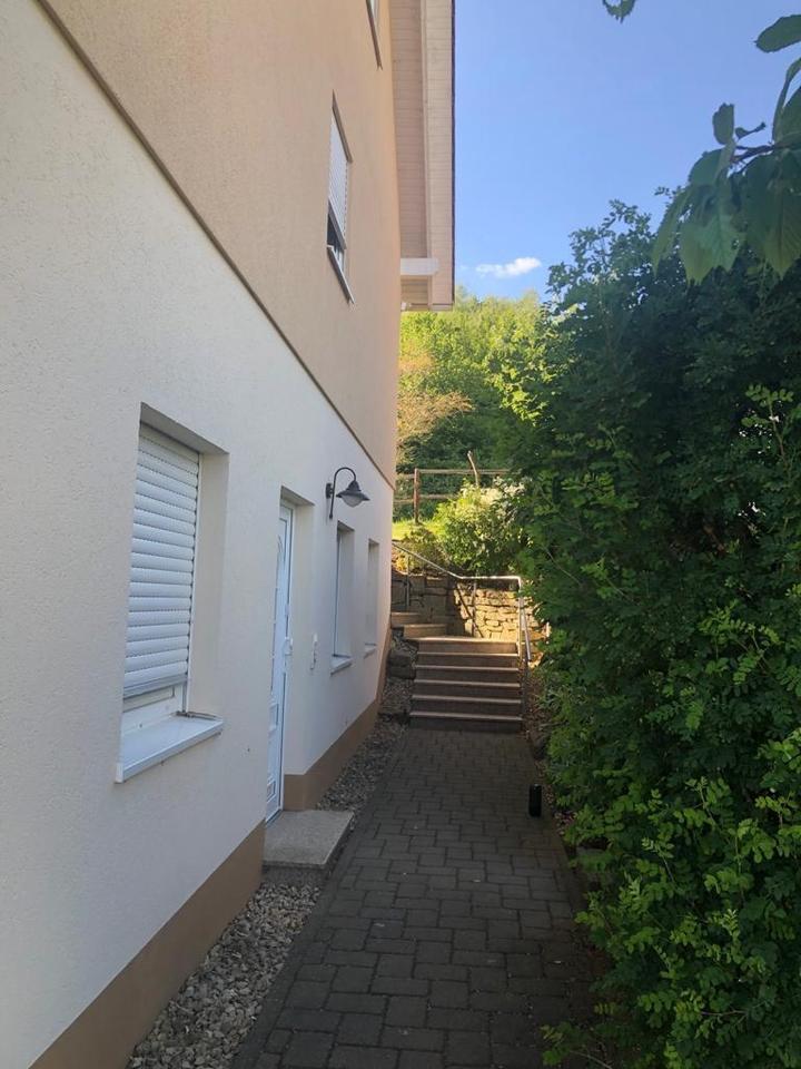 Helle Erdgeschoßwohnung