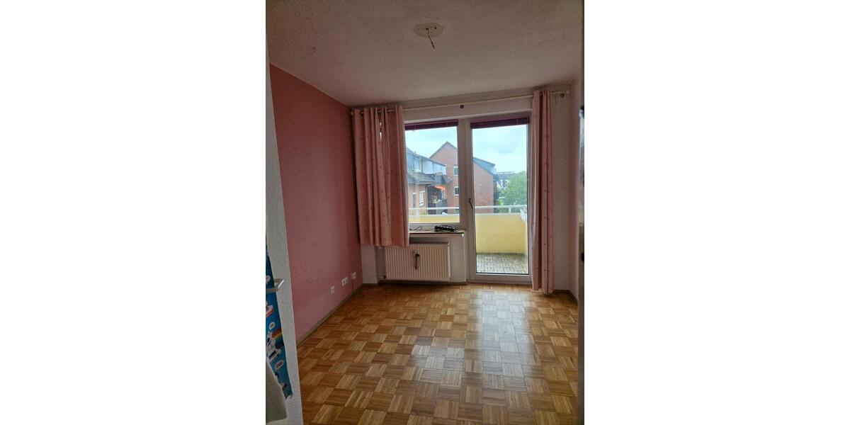Mehrfamilienhaus, Wohnhaus Sarstedt - 4 Zimmer, 100 m&sup2;, 193.000&euro; | Angebot:27279683