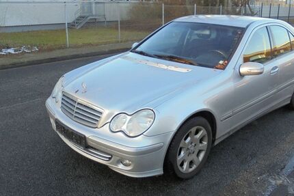 Mercedes-Benz C 180 264.000 km 1.750 &euro; Stuhr 28816