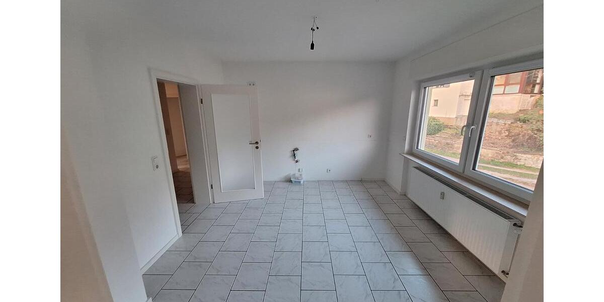 Etagenwohnung Merzig - 4 Zimmer, 110 m&sup2;, 690&euro; | Angebot:26197357