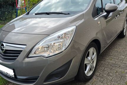 Opel Meriva 118.000 km 6.300 € Euskirchen 53879