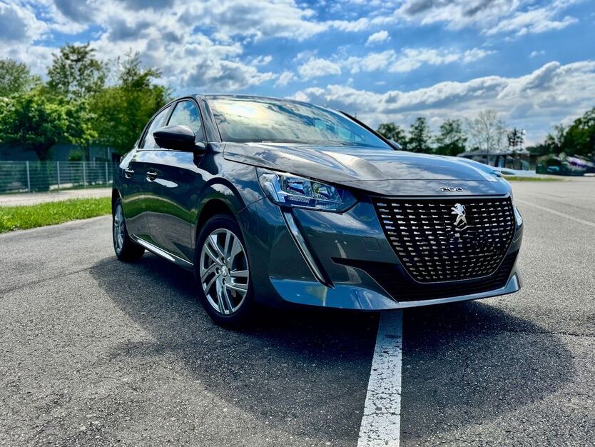Peugeot 208 66.486 km 11.500 € Frankfurt am Main 60489