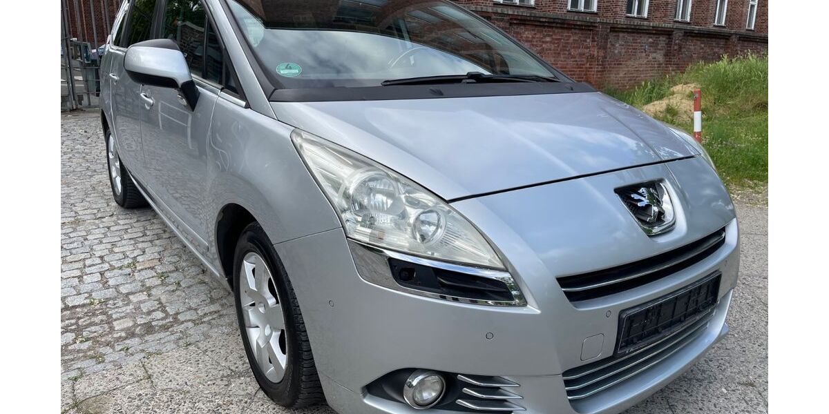Peugeot 5008 198.000 km 3.980 &euro; Berlin 13353