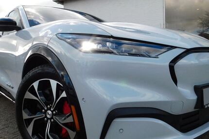 Ford Mustang Mach-E 45.000 km 35.990 &euro; Brake 26919