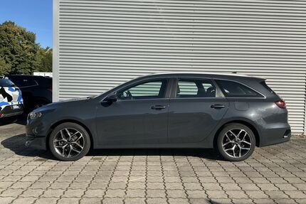 Kia ceed Sportswagon 110.855 km 15.850 &euro; Stade 21684