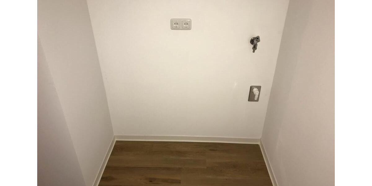 Dachgeschoßwohnung Tellingstedt - 4 Zimmer, 156 m&sup2;, 1.090&euro; | Angebot:26380781