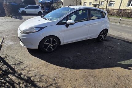 Ford Fiesta 255.000 km 3.500 &euro; Brühl 50321