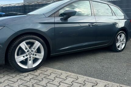 Seat Leon 137.900 km 16.000 &euro; Rüsselsheim 65428