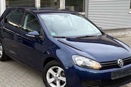 VW Golf 78.400 km 7.990 &euro; Dillenburg 35683