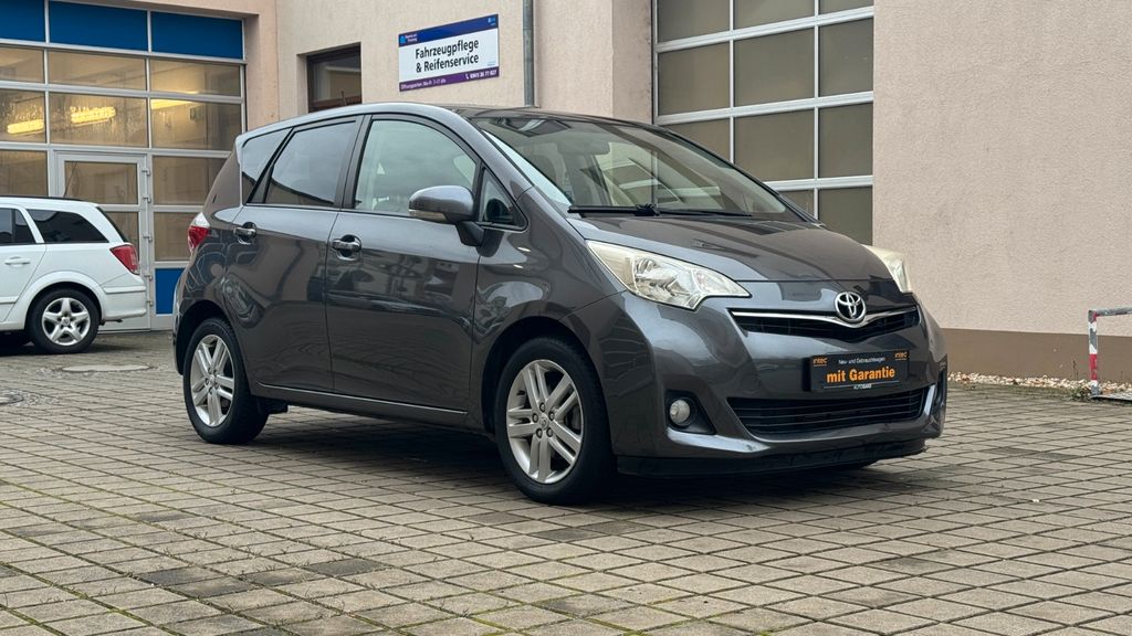 Toyota Verso-S 72.000 km 7.490 &euro; Leipzig 04179