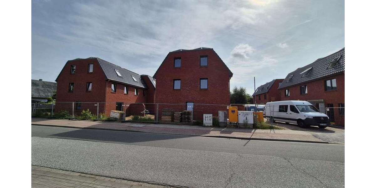 Einfamilienhaus Norderstedt - 5.5 Zimmer, 123 m&sup2;, 2.490&euro; | Angebot:27092585