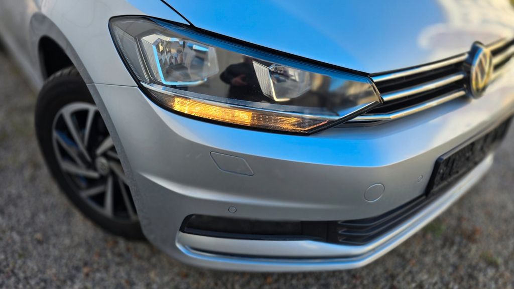 VW Touran 92.475 km 17.999 &euro; Chemnitz 09113
