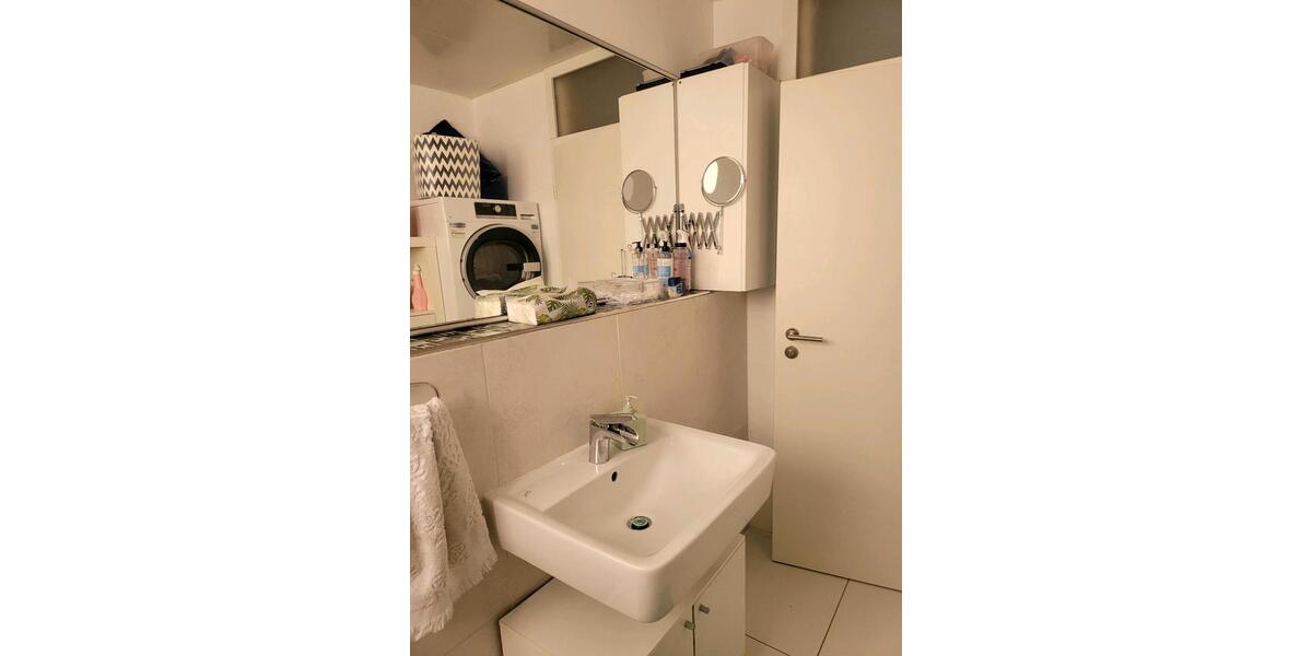 Doppelhaushälfte Lauf an der Pegnitz - 4 Zimmer, 120 m&sup2;, 2.200&euro; | Angebot:24820192