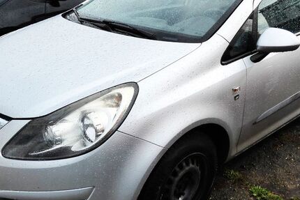 Opel Corsa 192.000 km 1.360 &euro; Dresden 01237