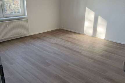 Wohnung Roskow - 2 Zimmer, 63 m&sup2;, 487&euro; | Angebot:25349488