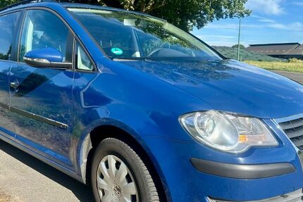 VW Touran 249.200 km 2.790 &euro; Neumünster 24534