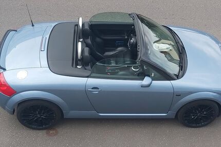 Audi TT 118.000 km 8.300 &euro; Homburg 66424