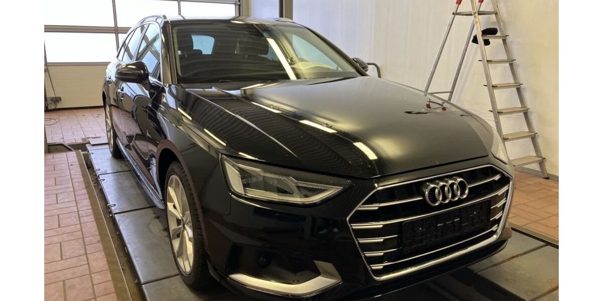 Audi A4 49.727 km 27.900 &euro; Leer 26789