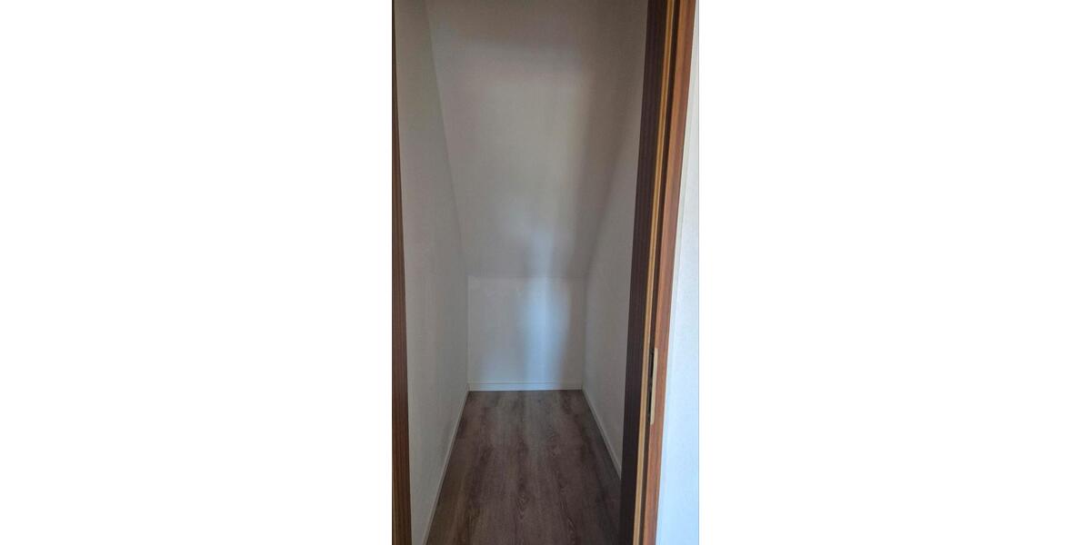 Dachgeschoßwohnung Schwaig Bei Nürnberg - 2 Zimmer, 65 m&sup2;, 690&euro; | Angebot:25711946