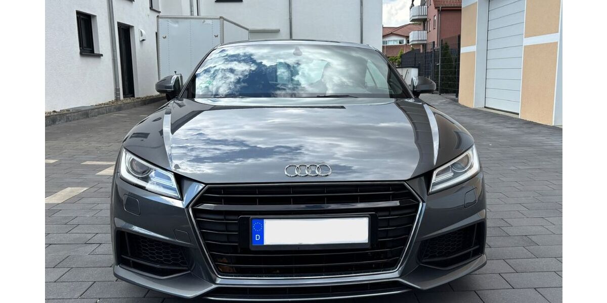 Audi TT 149.000 km 19.900 &euro; Delbrück 33129